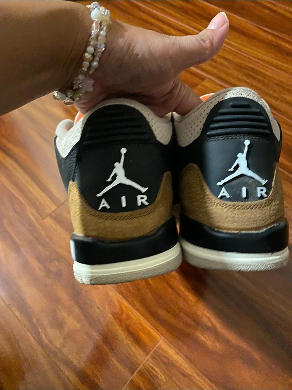 Air Jordan 3 Retro Desert Elephant Sneakers 6.5Y Women 8